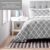 Gray/White Quatrefoil